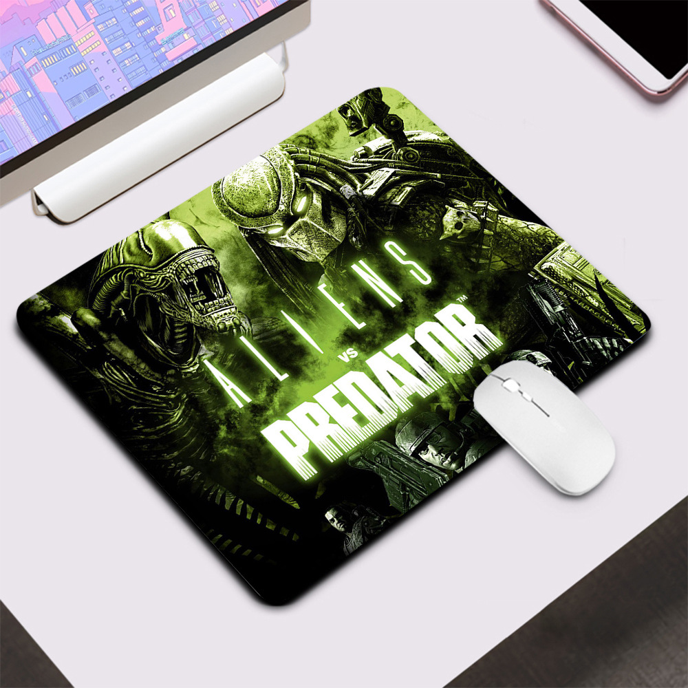 Alien vs Predator Small Gaming - Pc Gaming Vs Laptop Gaming recension och pris